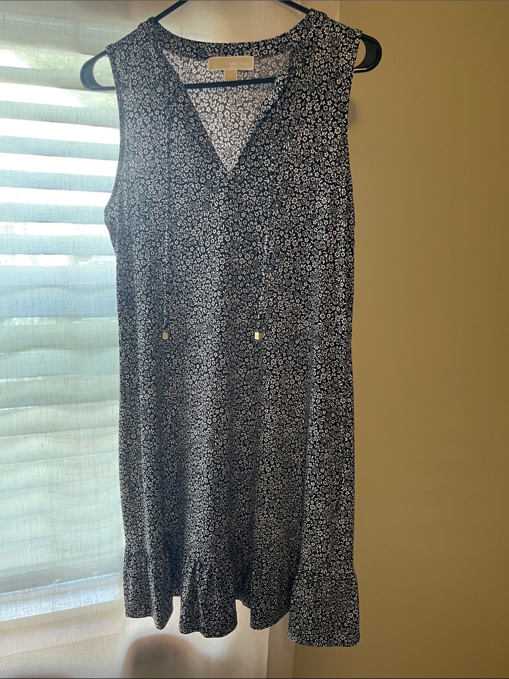 Michael Kors Black and White Sleeveless V-Neck Floral Dress